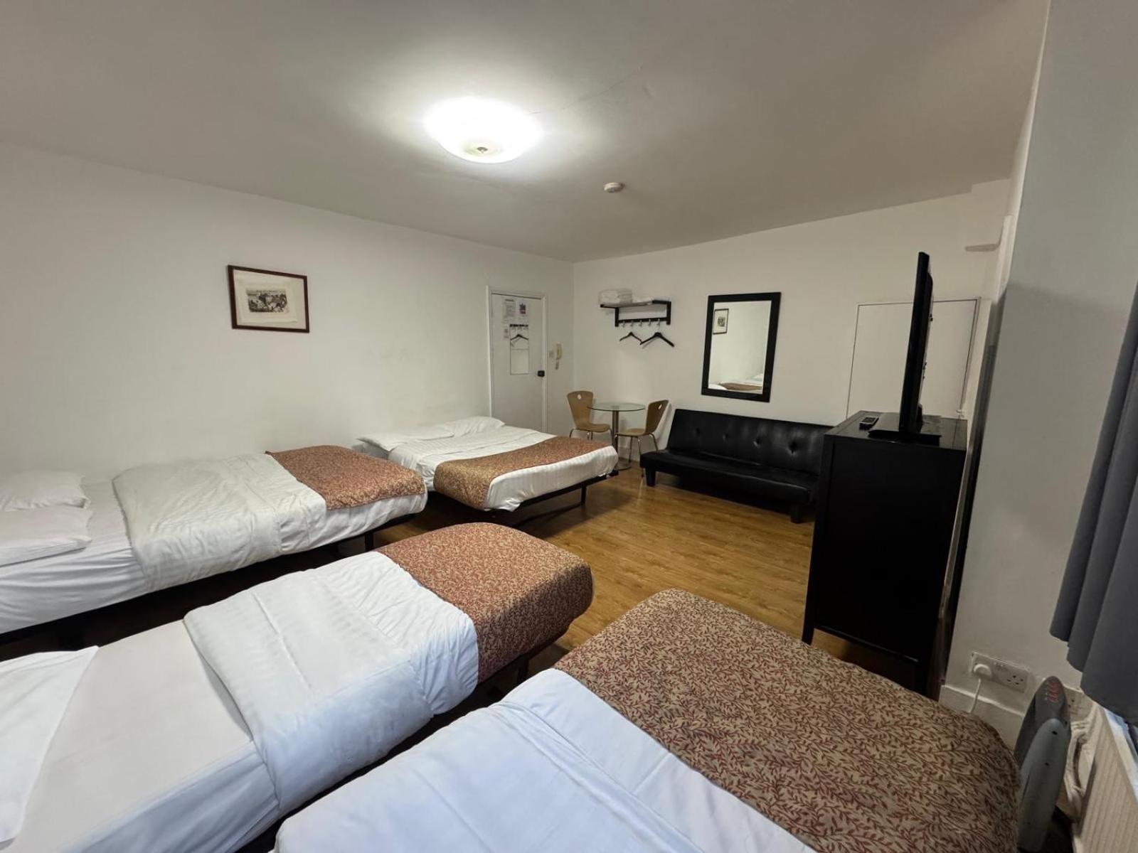 Anwar House Guest house 2*