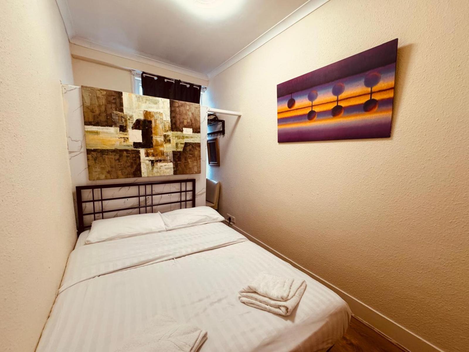 Guest house Anwar House 2*