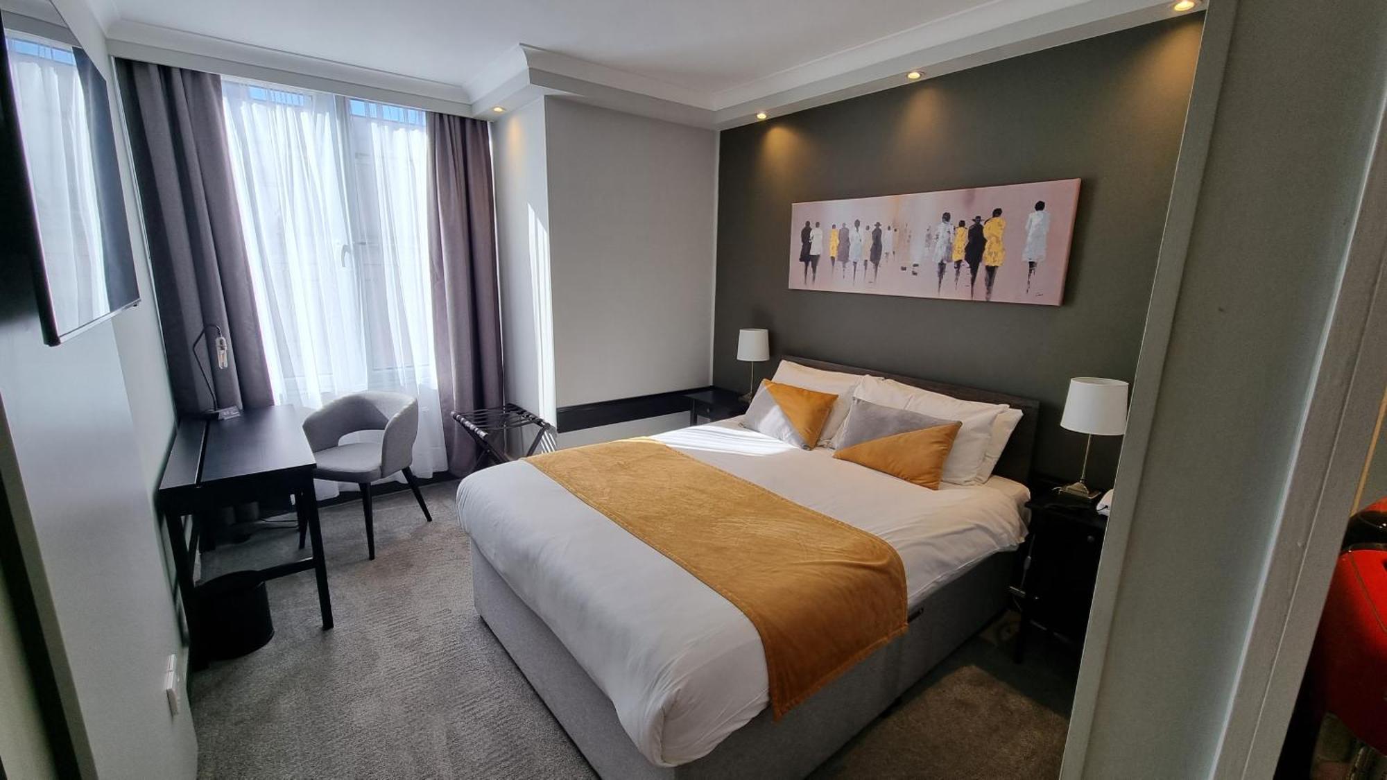 Hotell Lancaster Hall 3*