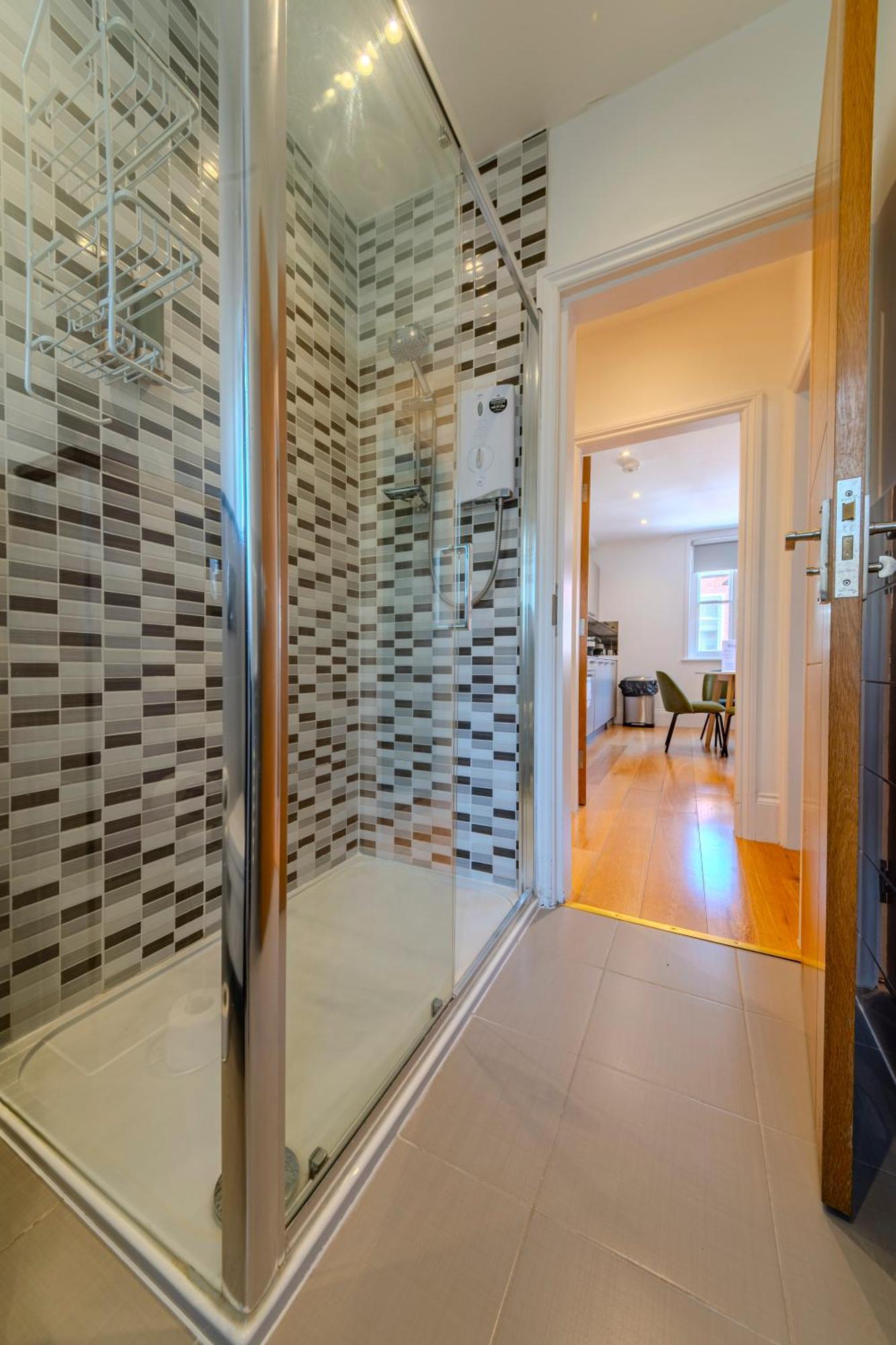 Soho - Piccadilly Circus Modern One Bedroom Flat