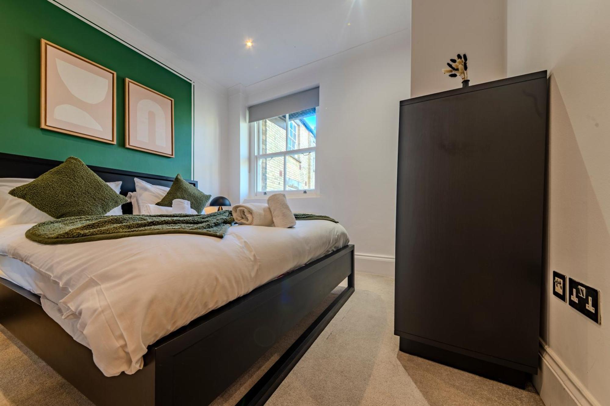 Soho - Piccadilly Circus Modern One Bedroom Flat Apartment London