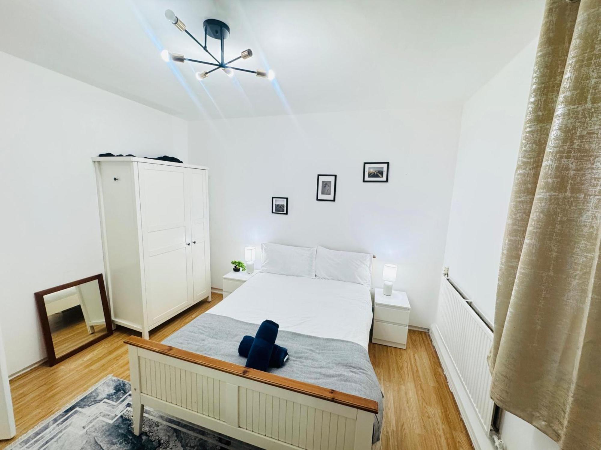 Two Bedroom In Paddington * Londen