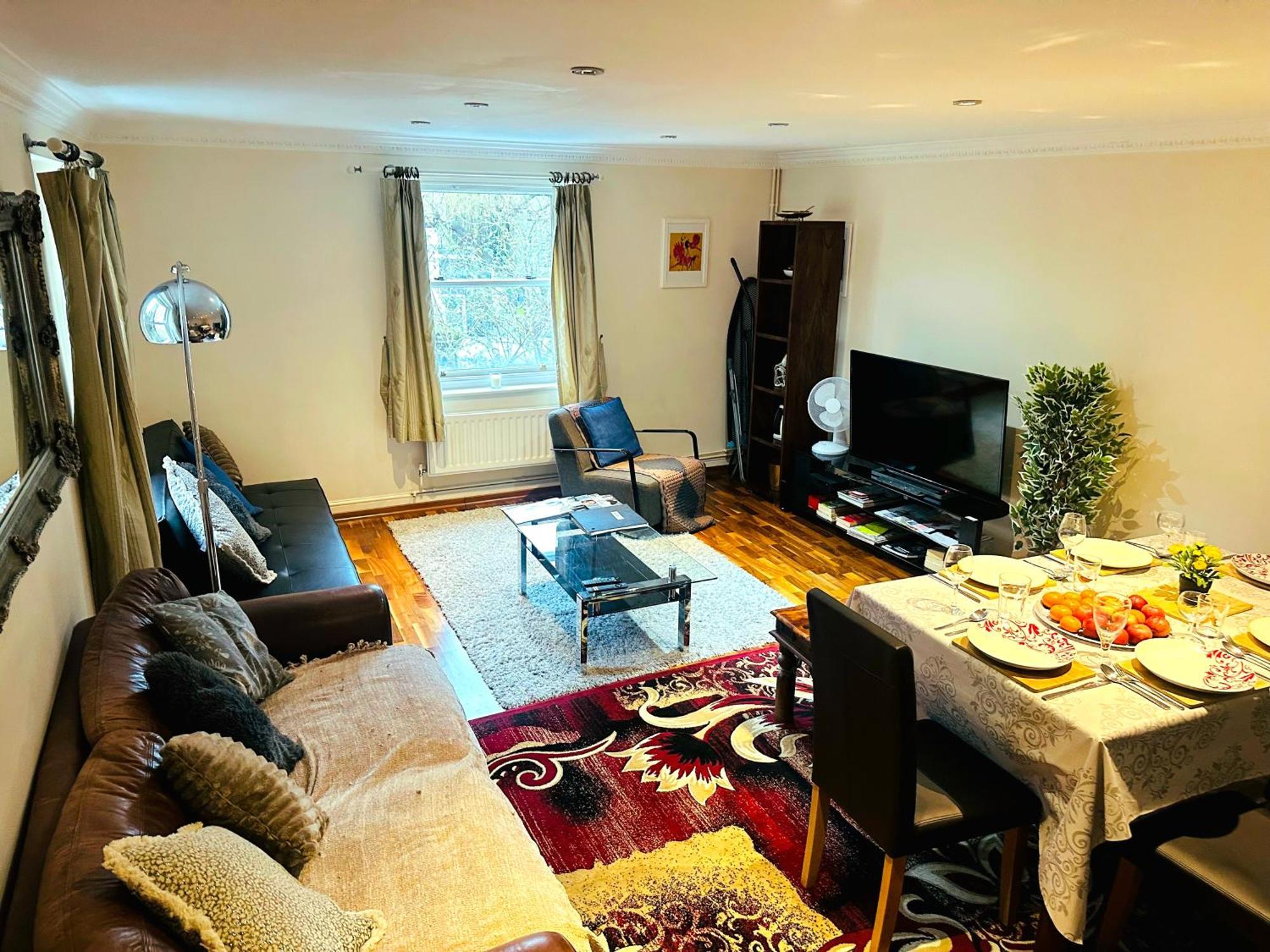 Lovely Around Kensington And Chelsea Locations W8 Sw5 Sw3 Sw10 By Ricky & Giustina * London