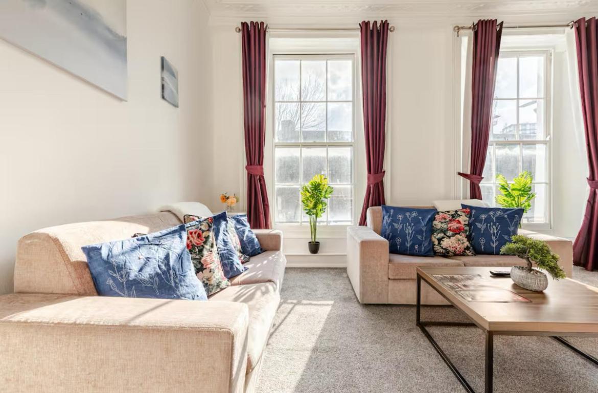 3br - Minutes From Tube Station *