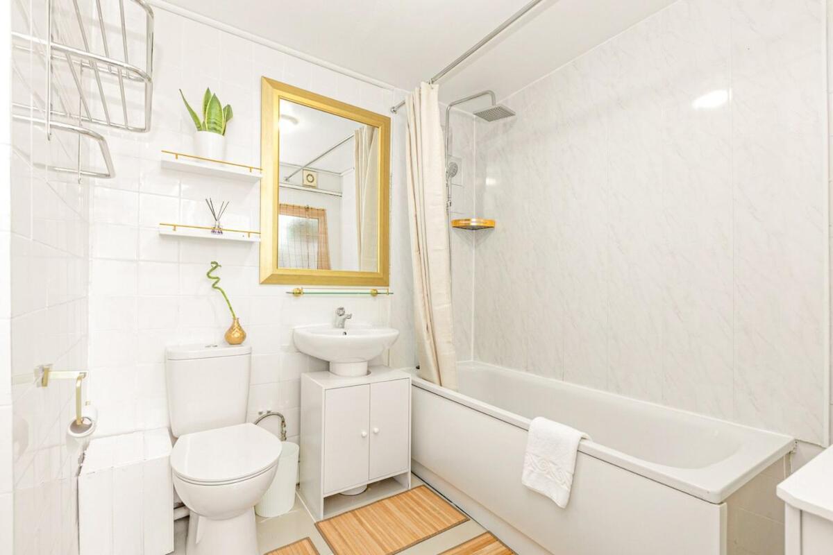 Leilighet Spacious 4-bed Fulham Walk To River Thames *