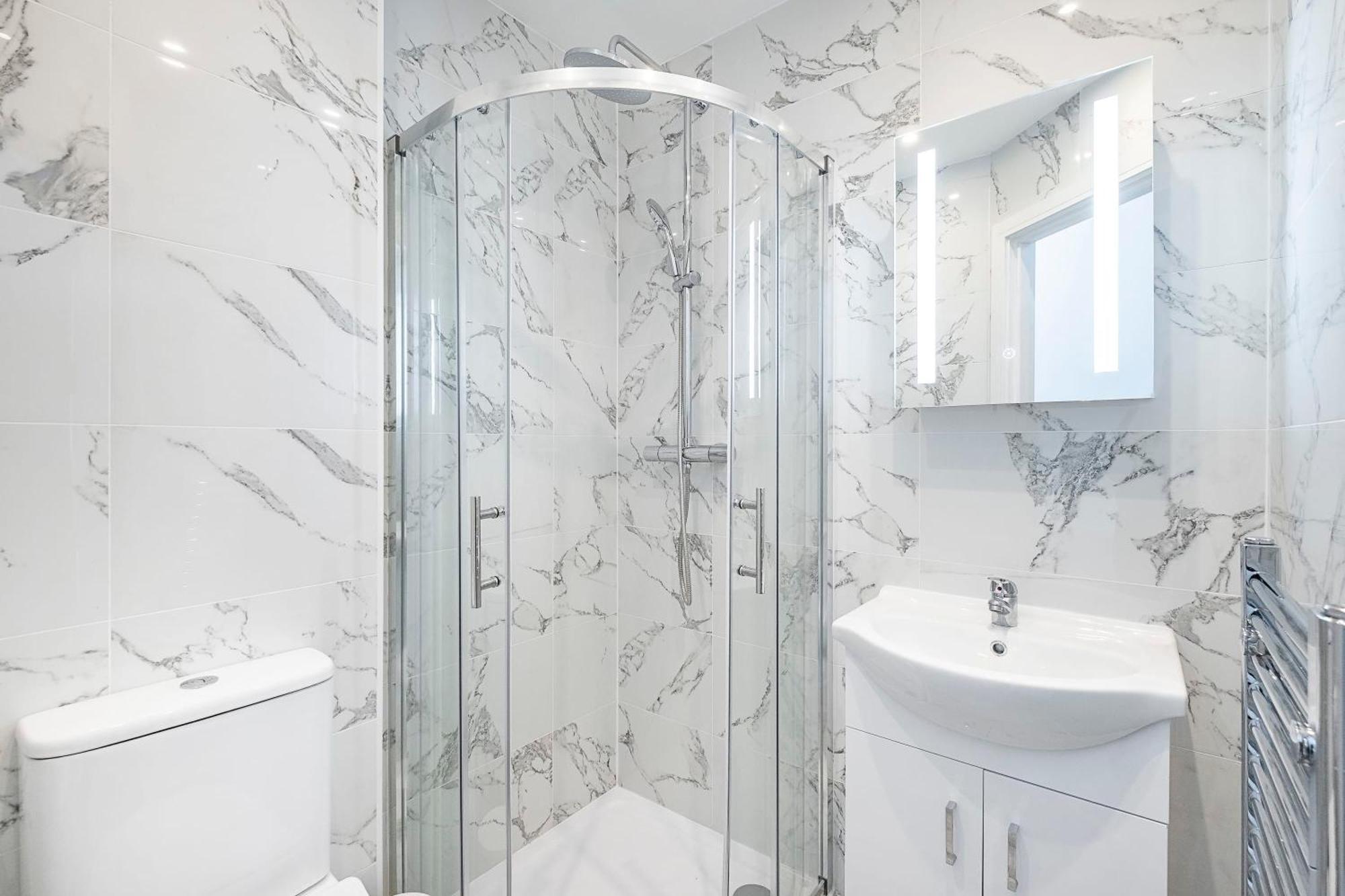 Leilighet Victorian Beauty With Private Toilet And Shower Near Tube Station London