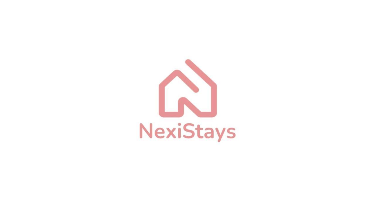 5 Mins Walk To Bond Street, Marylebone Mews Apartment *