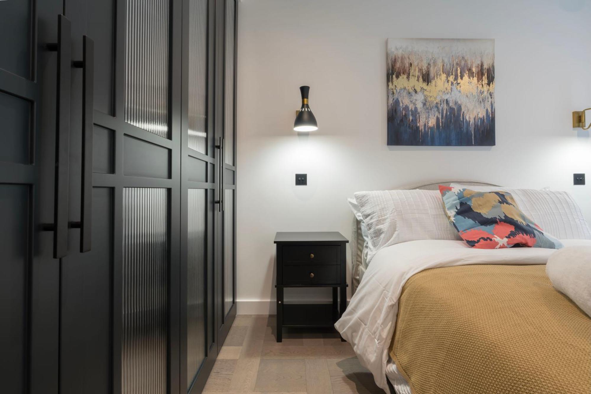 Luxury Flat Next Tower Bridge 1