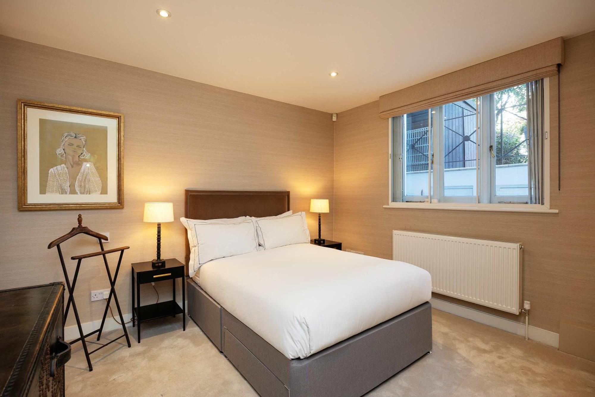 Veeve - The Fulham Road Chelsea Townhouse Holiday home *