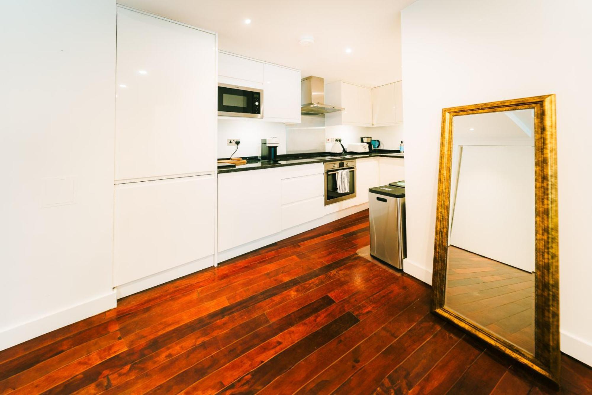 Gorgeous In The Heart Of Trendy Shoreditch London