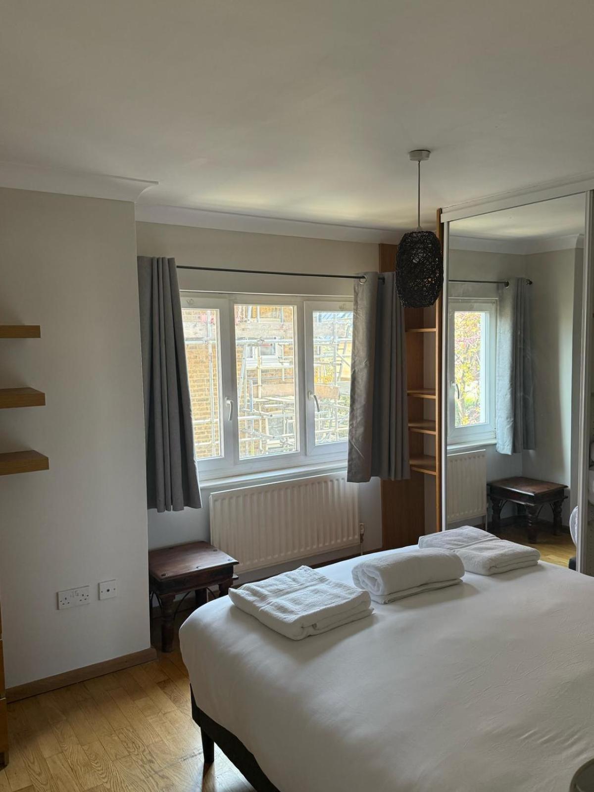 Stylish Flat In The Heart Of Battersea * London