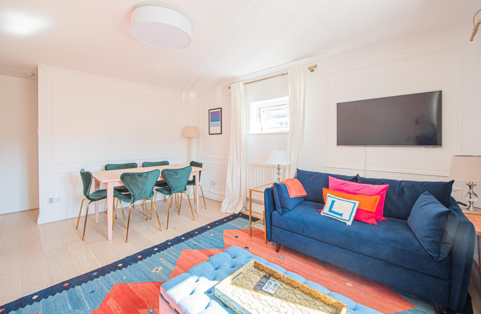 Modern 1-bed Flat With Free Parking In West Apartment *