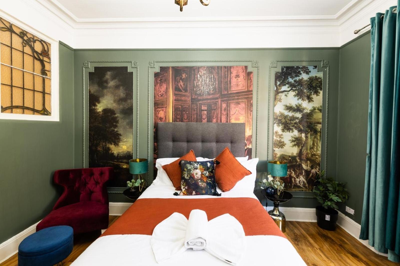 The Landmark Luxurious House * London
