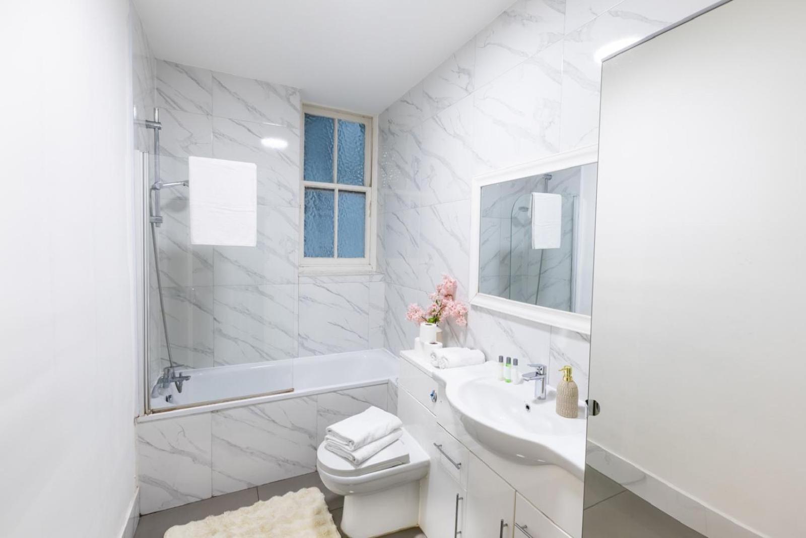 The Landmark Luxurious House London