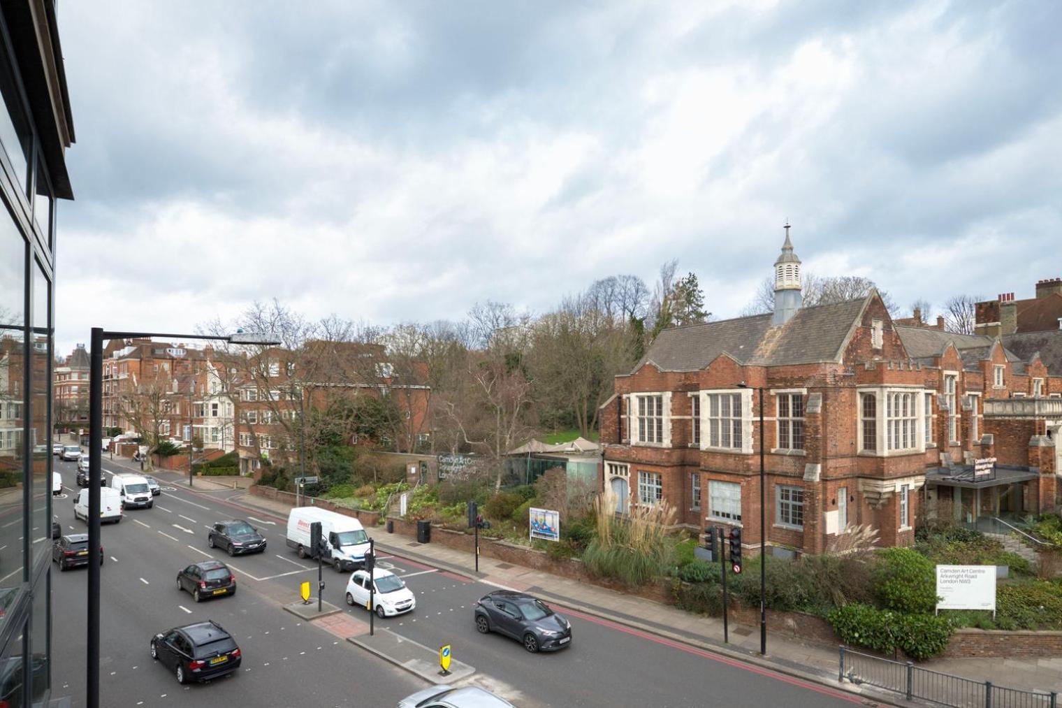 Blueground Finchley Rd Parking Concierge Lon-472 London