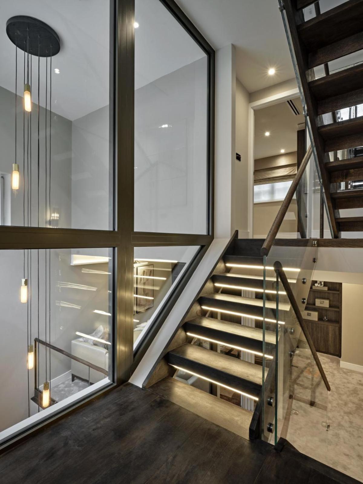 Luxurious 4-bed Knightsbridge Near Harrods Apartment