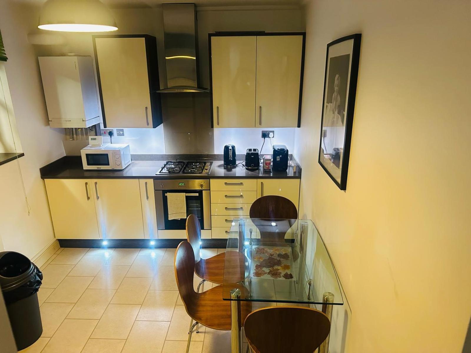 Lovely Quiet Spacious Around Little Venice Desirable Location Very By Ricky & Giustina London