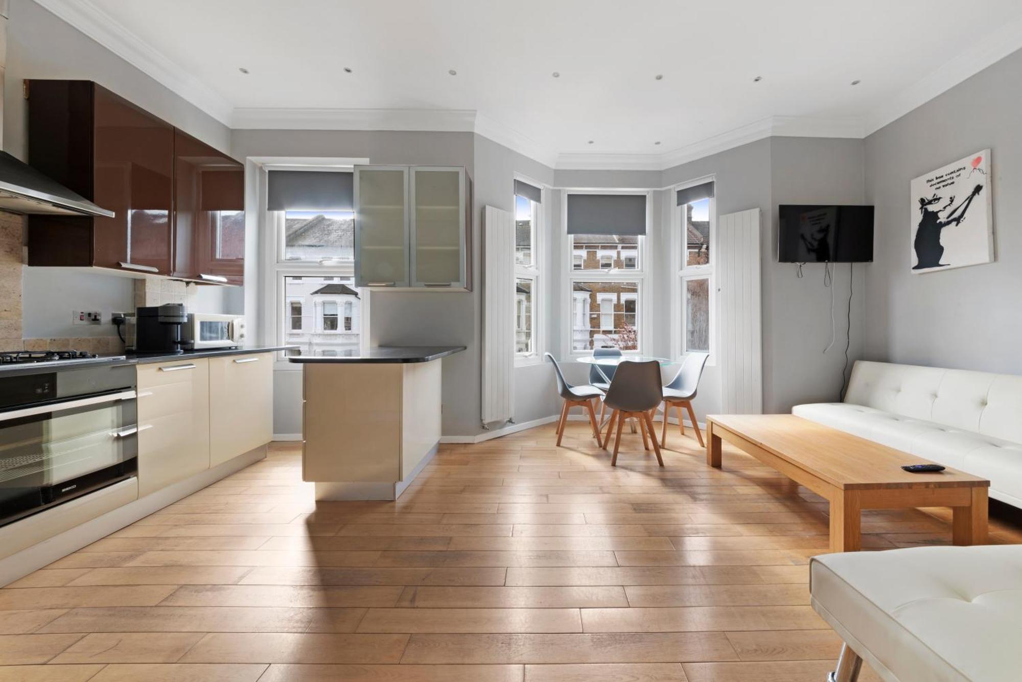 Apartment Delux Queens Park 1 Bed Sleeps 4 Ppl Second Floor London
