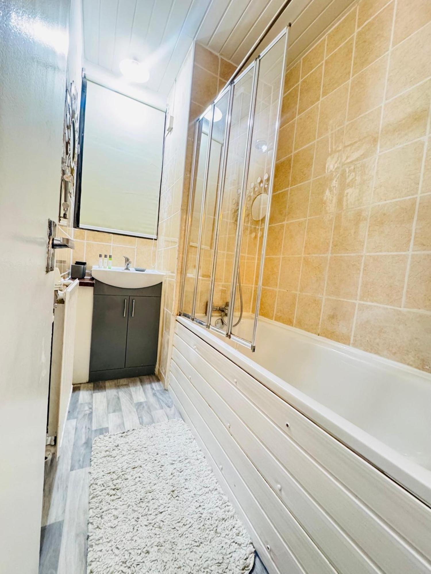 Two Bedroom In Paddington Appartement Londen