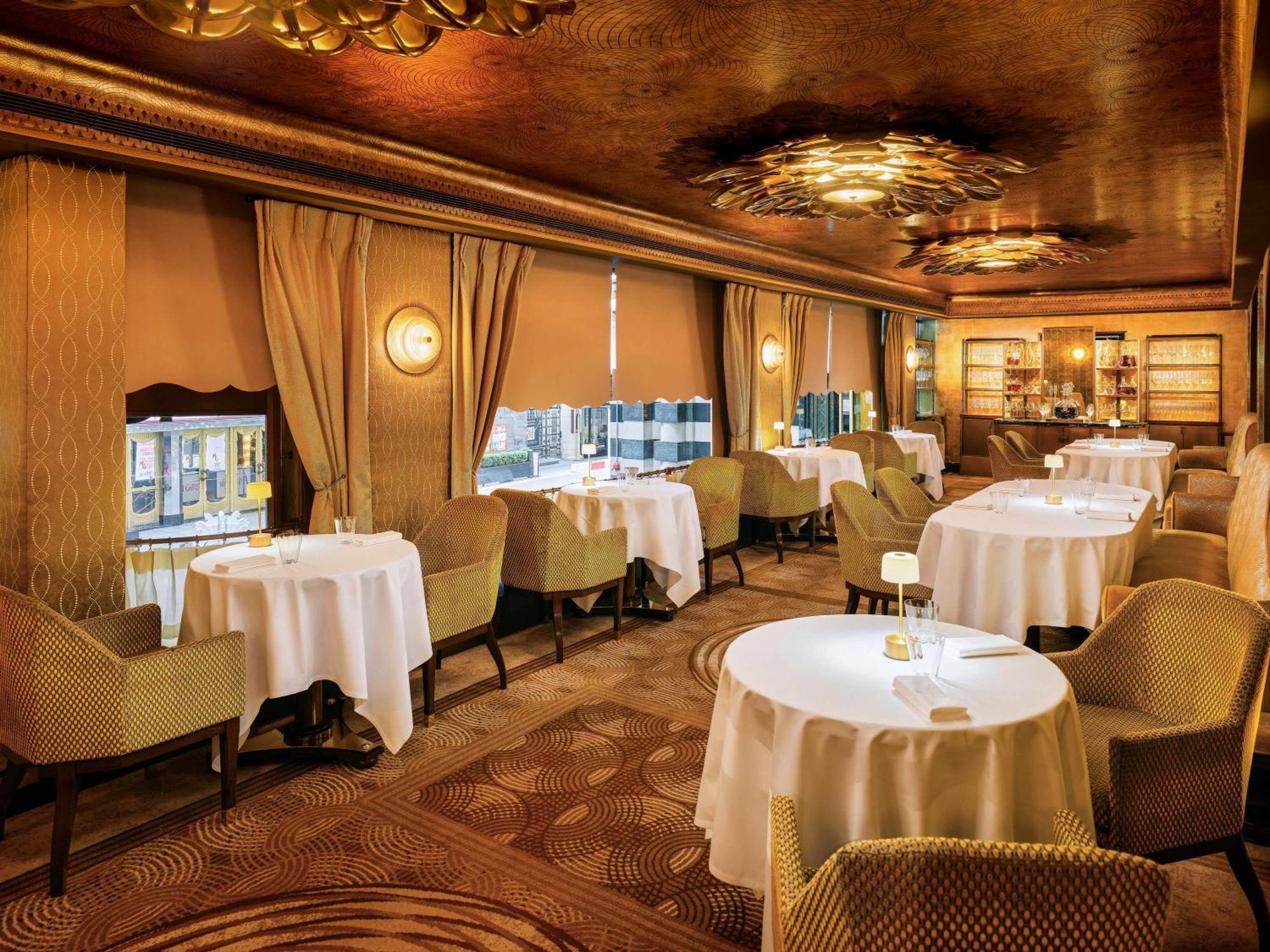 Hotel The Savoy