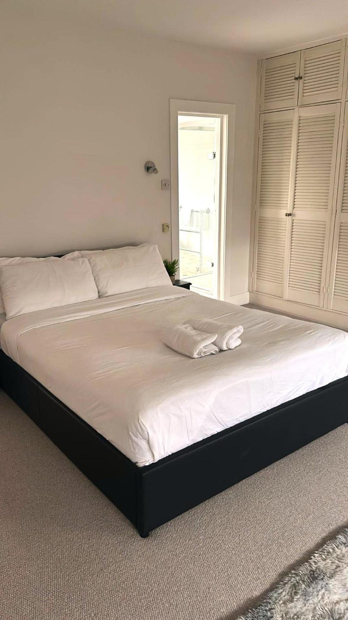 Lovely Around Kensington And Chelsea Locations W8 Sw5 Sw3 Sw10 By Ricky & Giustina Apartment *