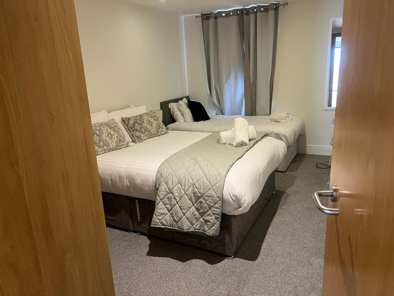 Bright And Modern 3 Bed Hyde Park Apartamento