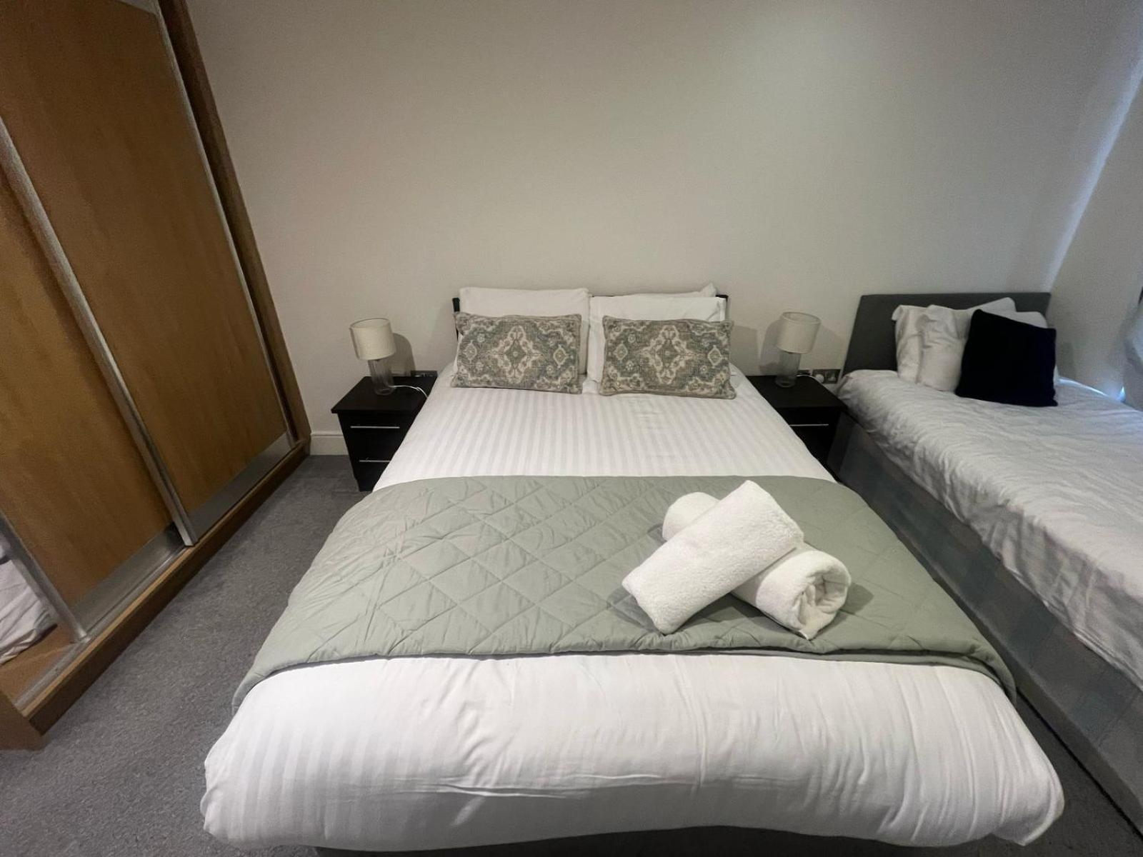 Bright And Modern 3 Bed Hyde Park Apartamento