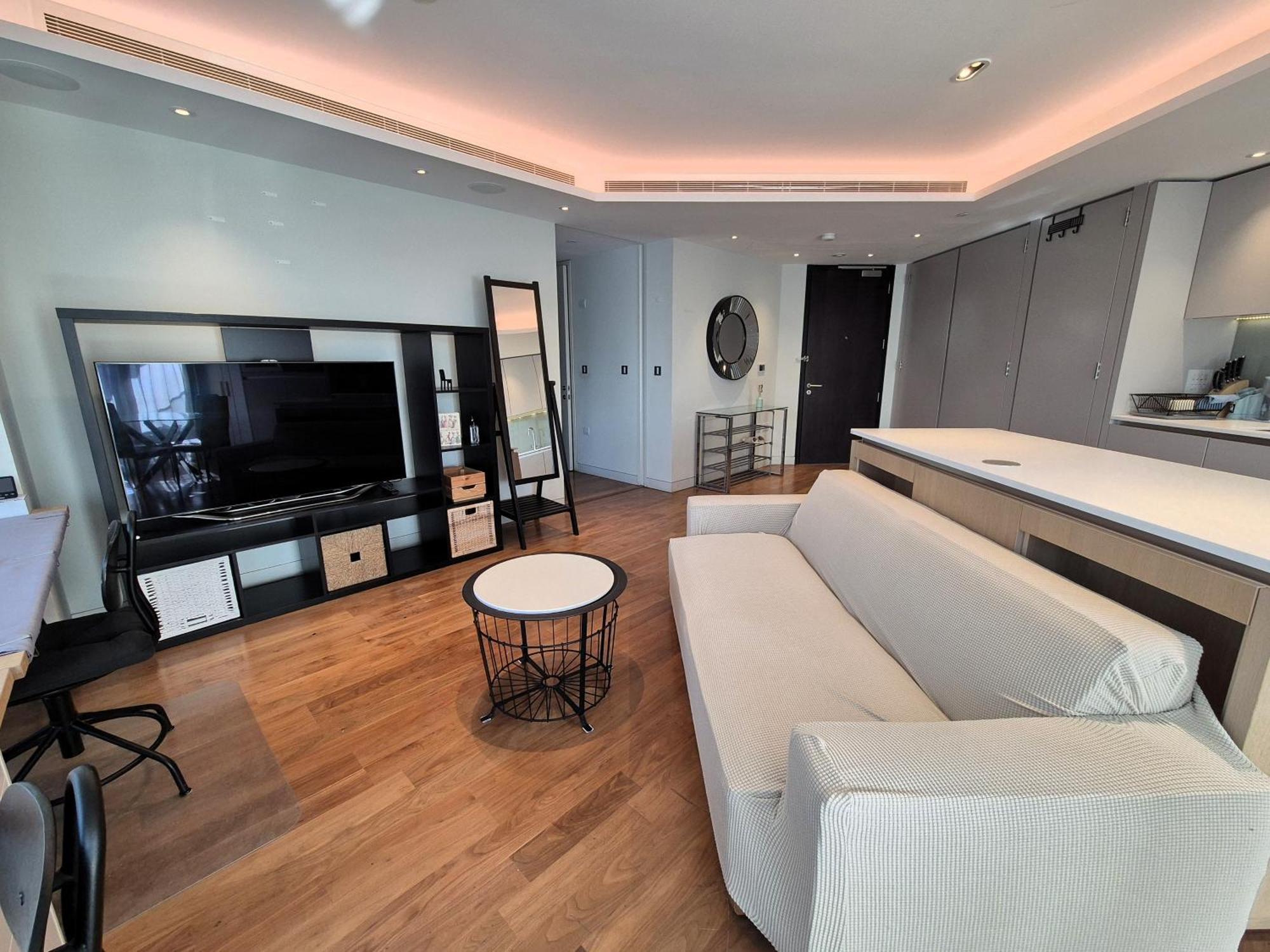 Exclusive And Stylish 1bed 1bath *