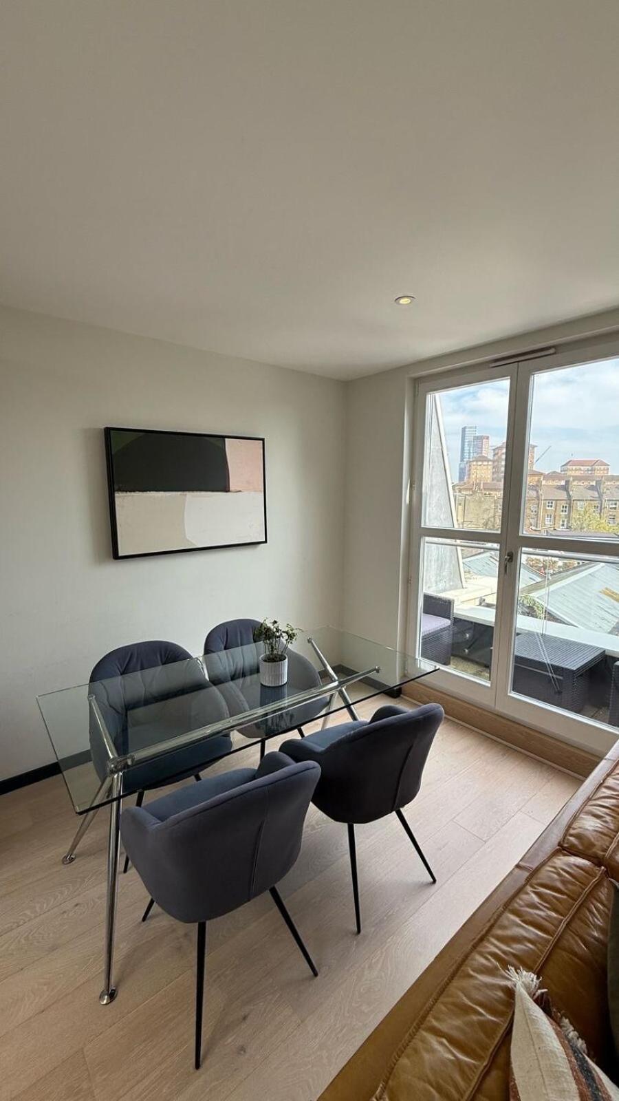 Amazing 2br Flat, Free Parking, By Battersea Leilighet London