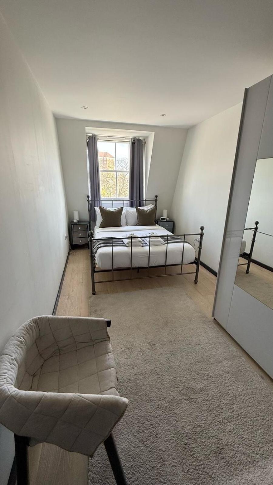 Leilighet Amazing 2br Flat, Free Parking, By Battersea *