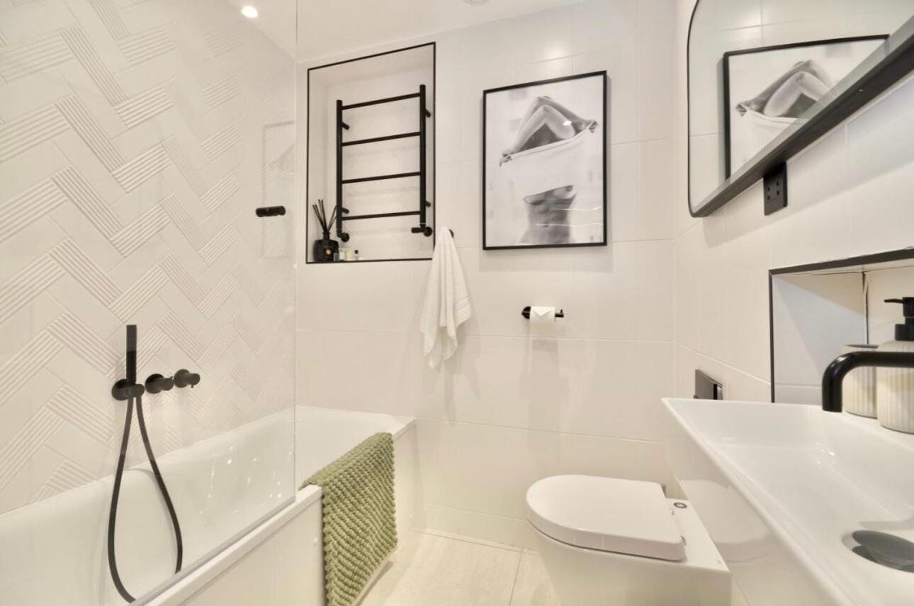 Newly Refurbished W/ River Views Apartamento