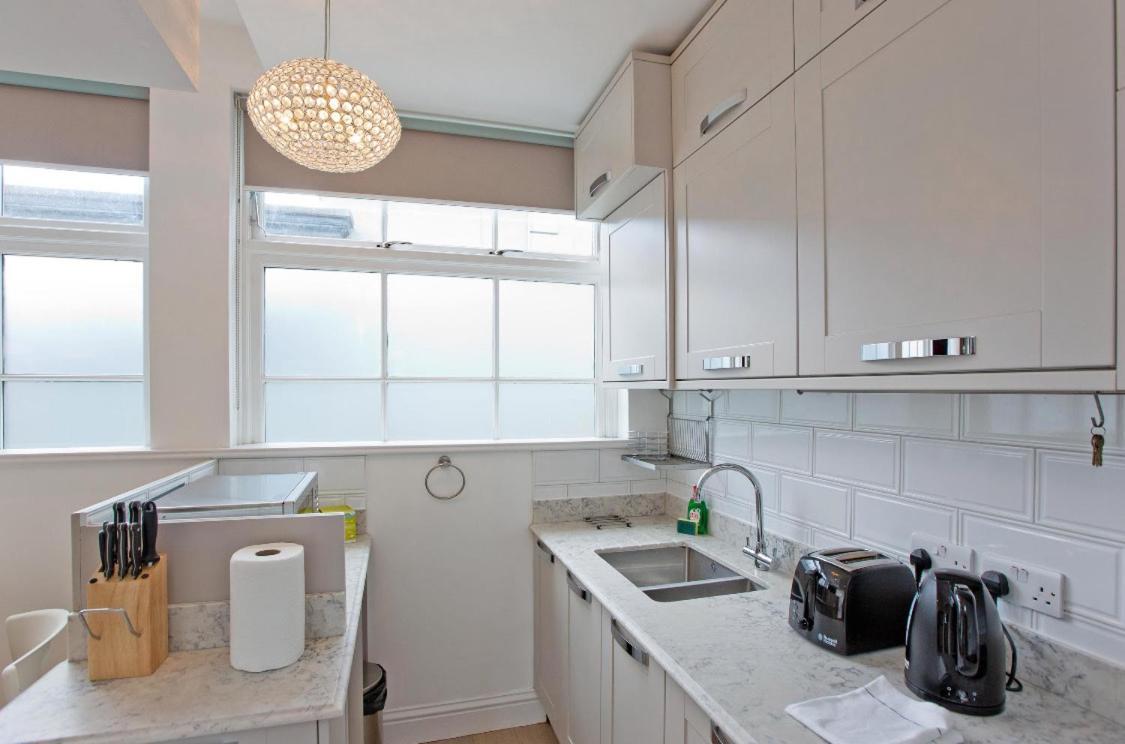 Cosy 2 Bed Modern Mews - Kings Cross Londen