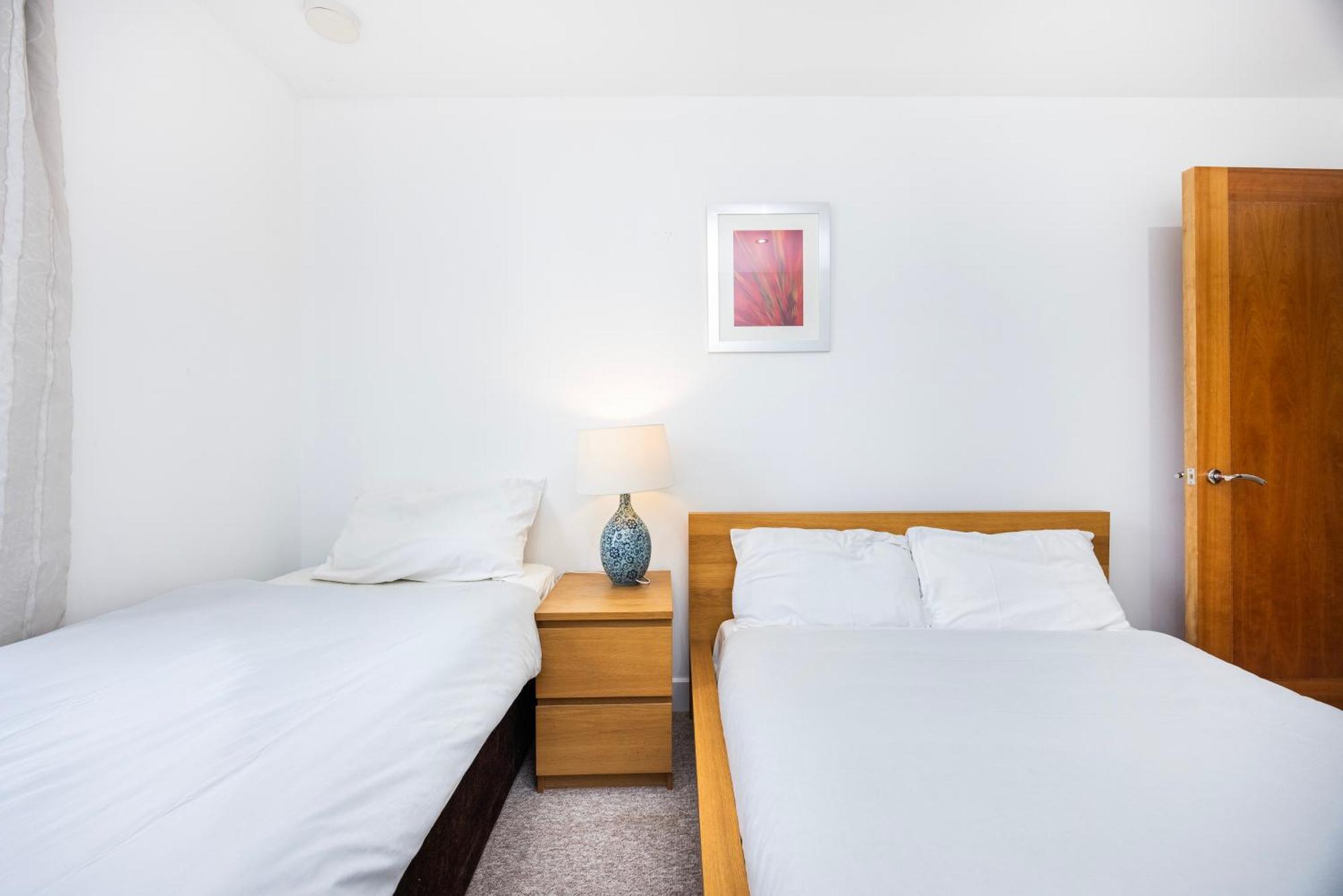 Western Excel Apartamento *