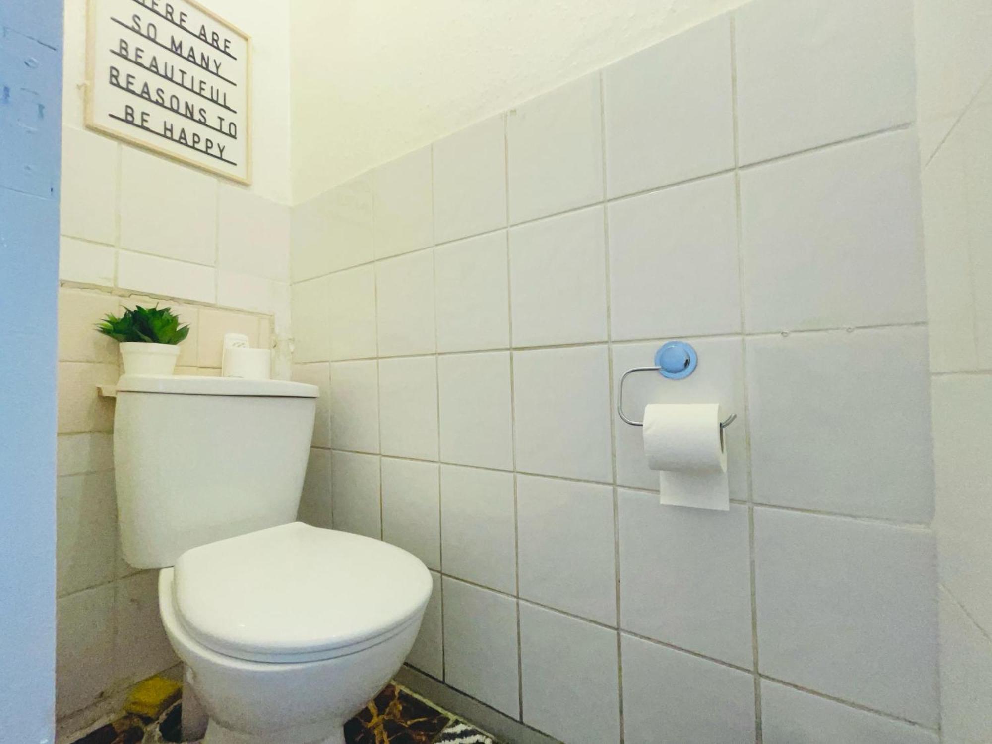 In Plaistow & Free Parking * London