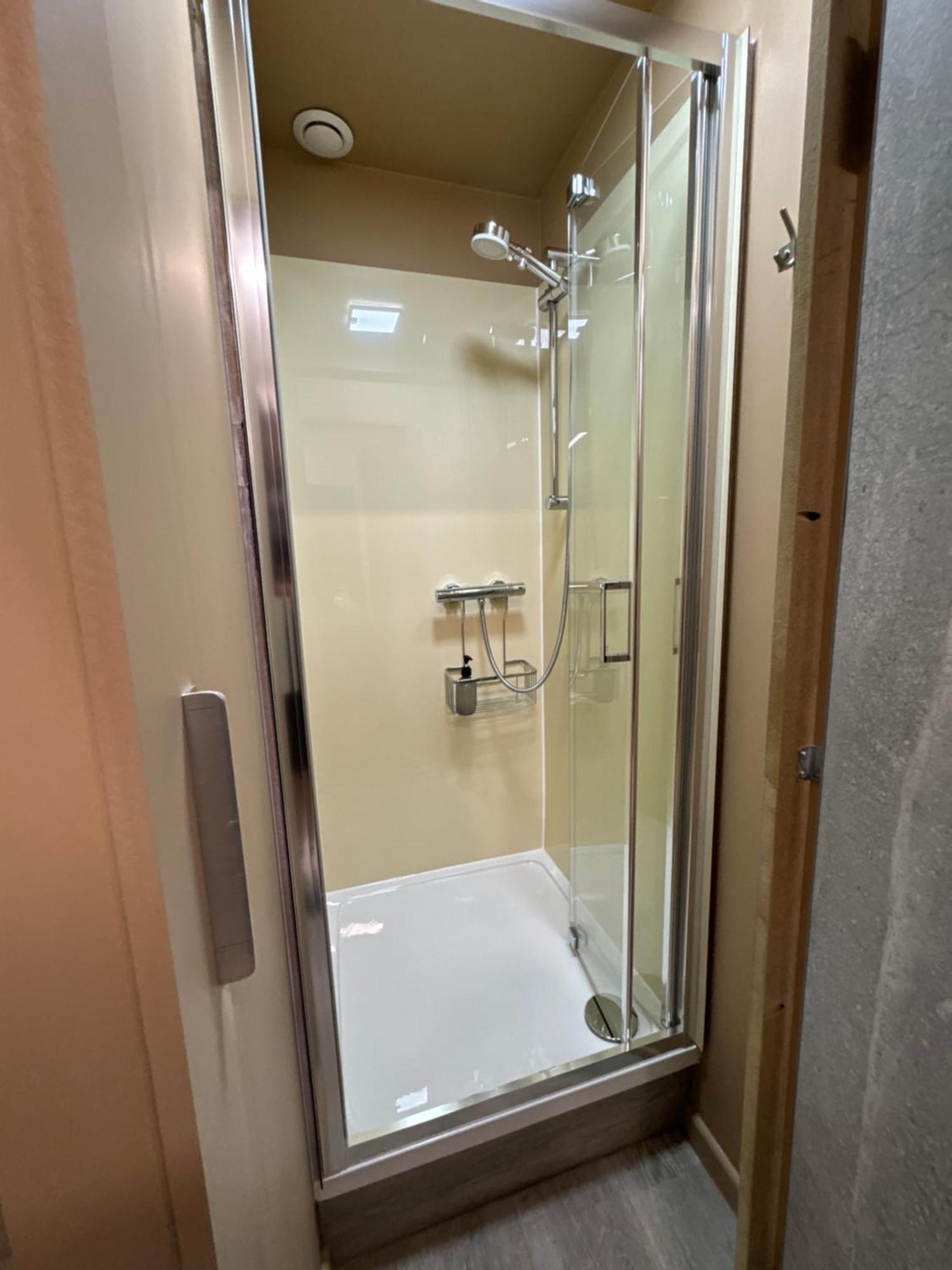 Hotel Komo Pods London
