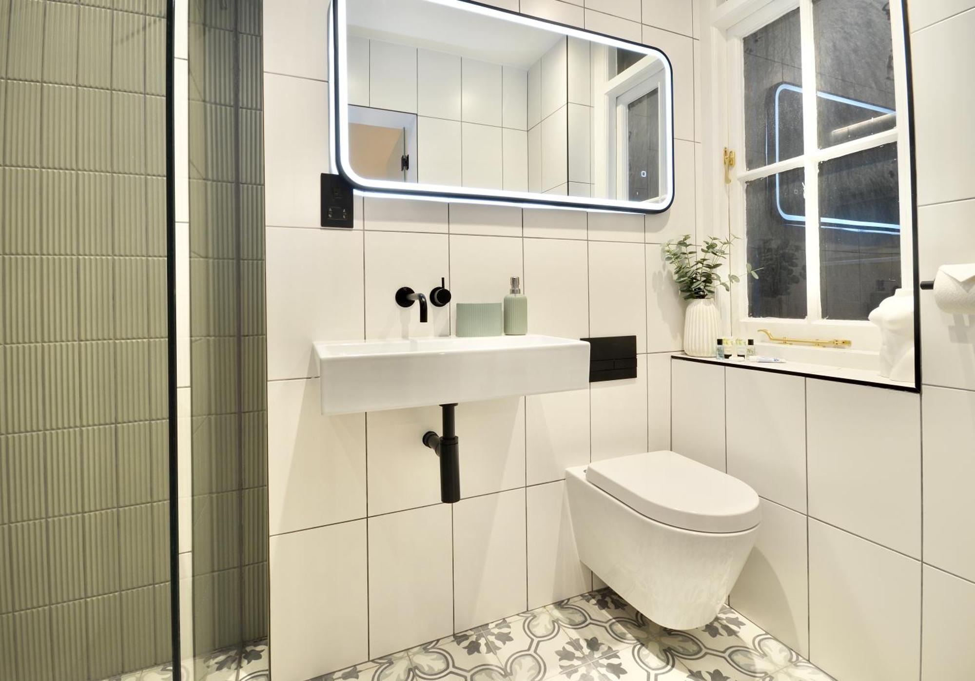 Apartamento Newly Refurbished W/ River Views Londres