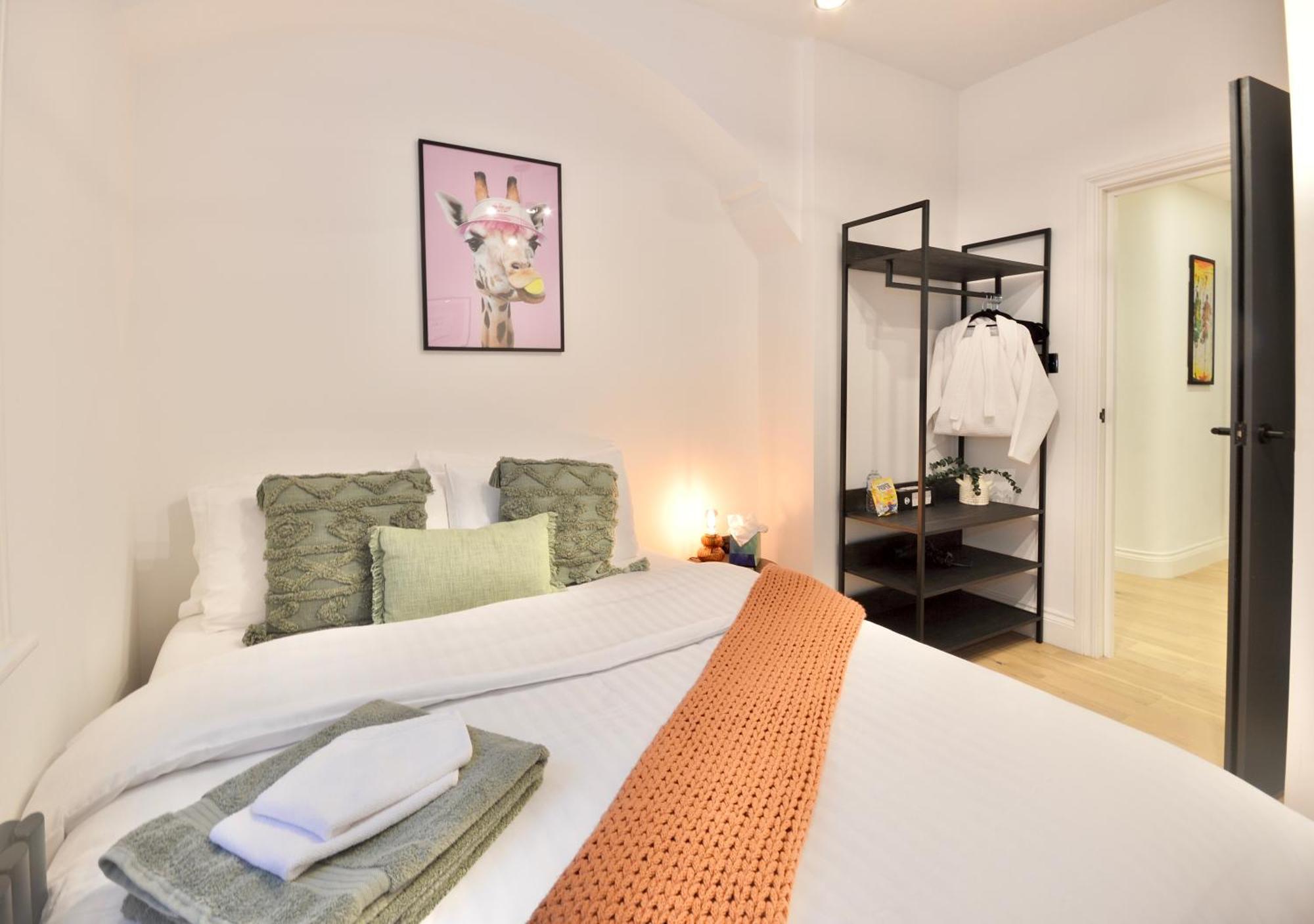 Newly Refurbished W/ River Views * Londres