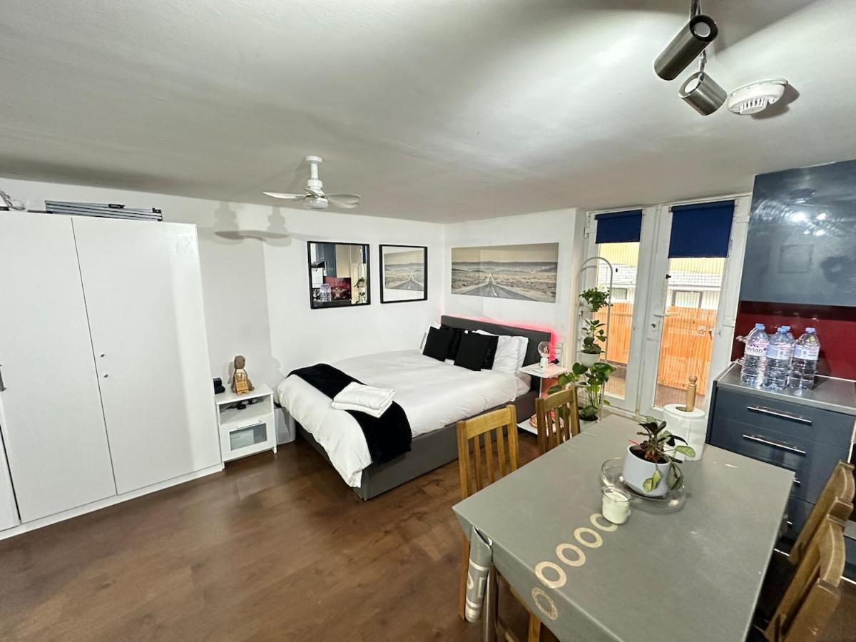 Holiday home Cozy Modern In The Heart Of London