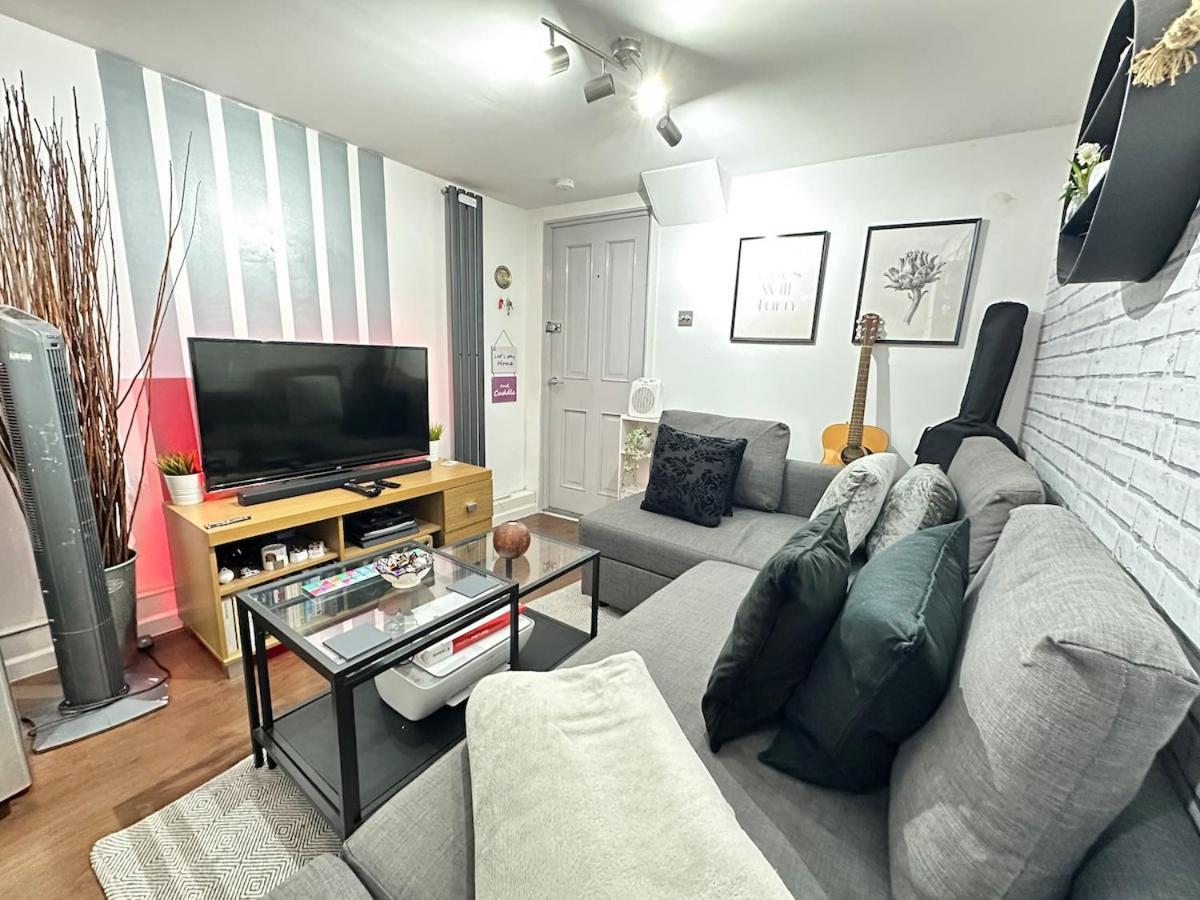 Holiday home Cozy Modern In The Heart Of London
