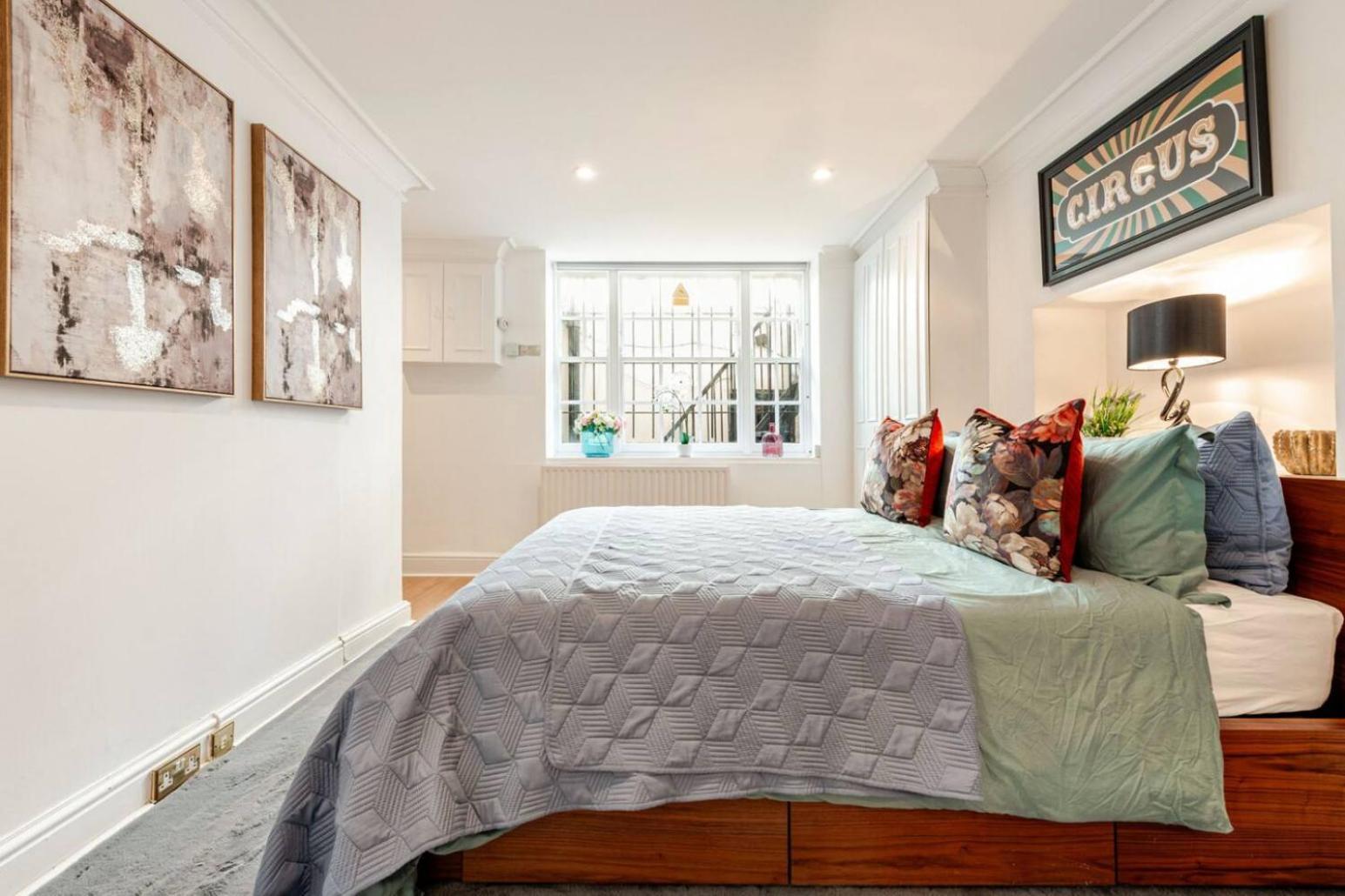 Apartamento Spacious And Private By Royal Palace Londres