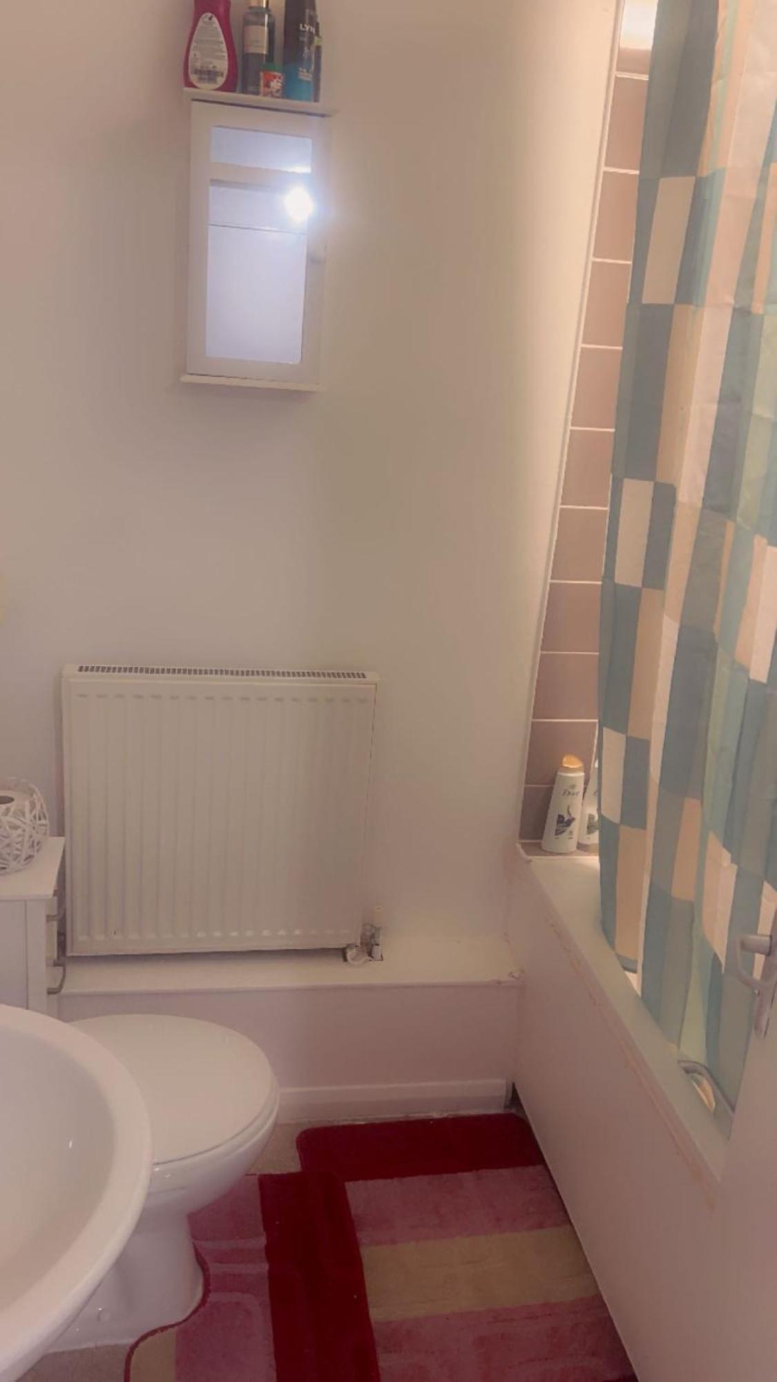 Cosy Near Angel & Kings Cross Station Guest house