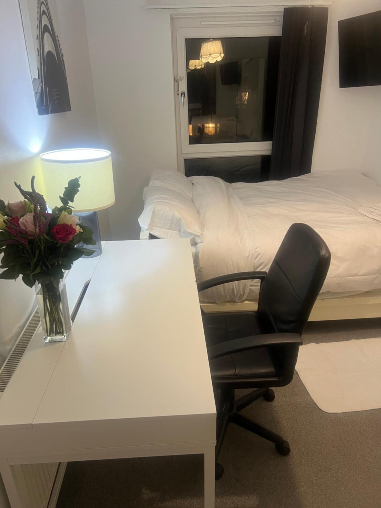 Cosy Near Angel & Kings Cross Station Guest house