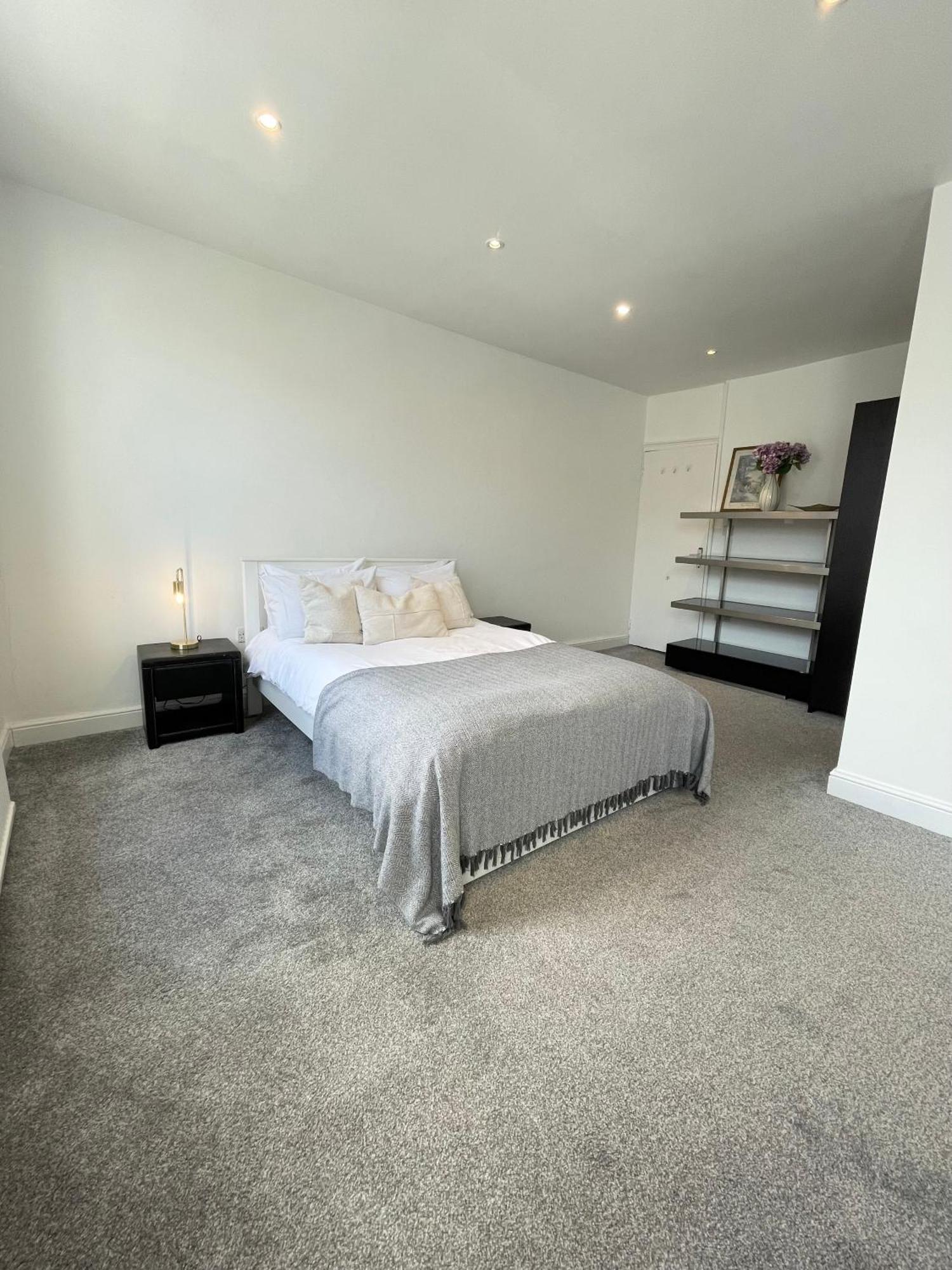 Victoria Maisonette