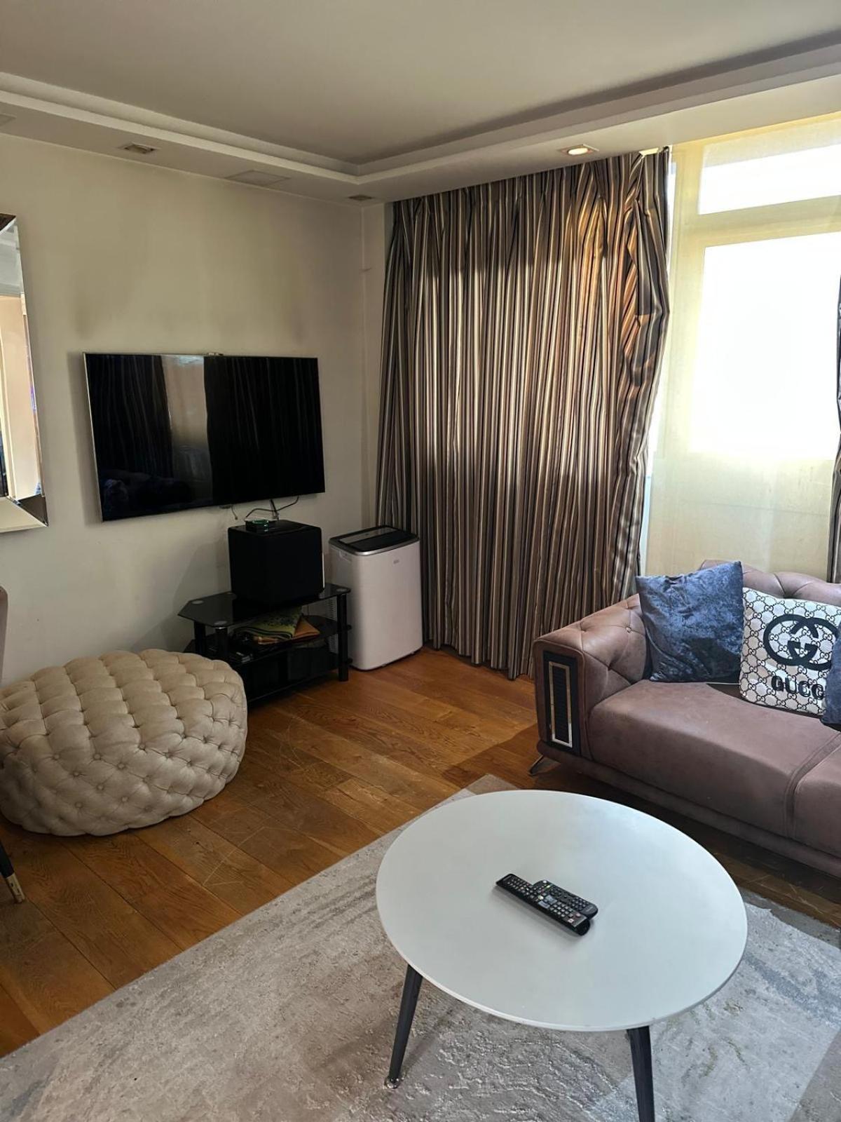 Apartment Oxford Street Two Bedroom Luxury