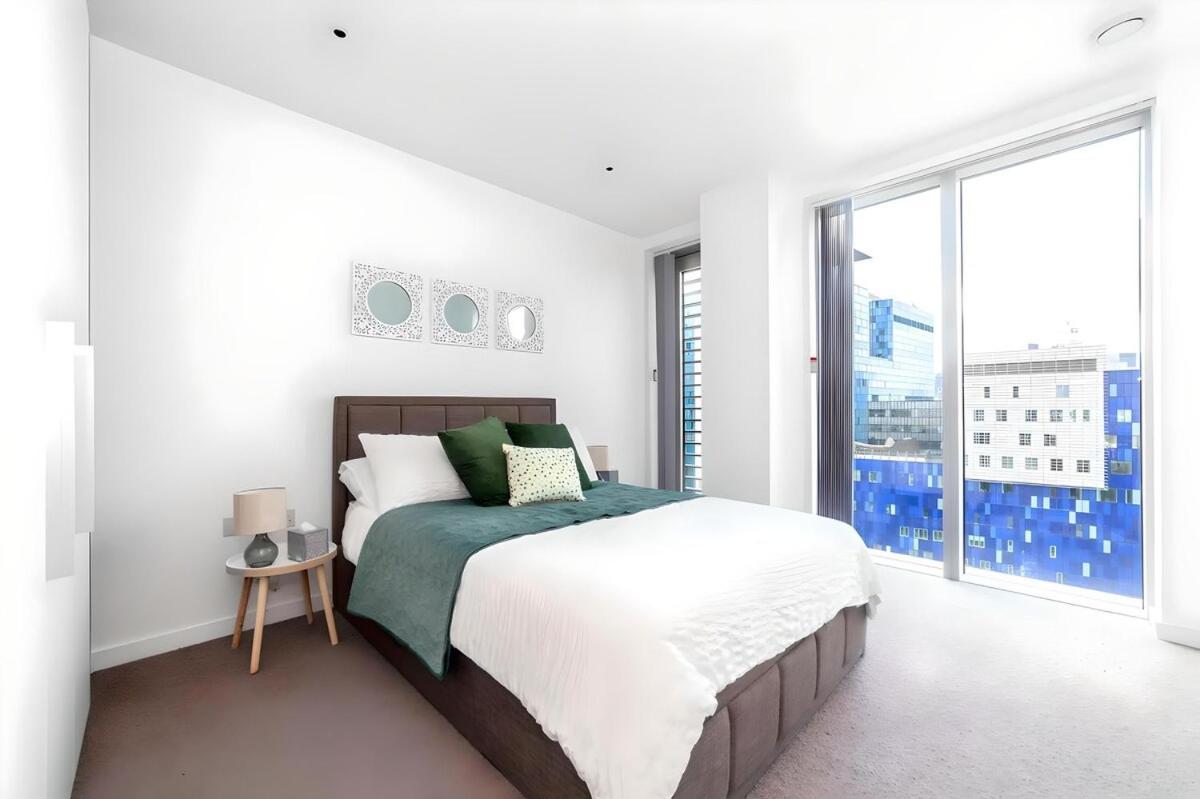 Collection Tapestry Way Apartment *