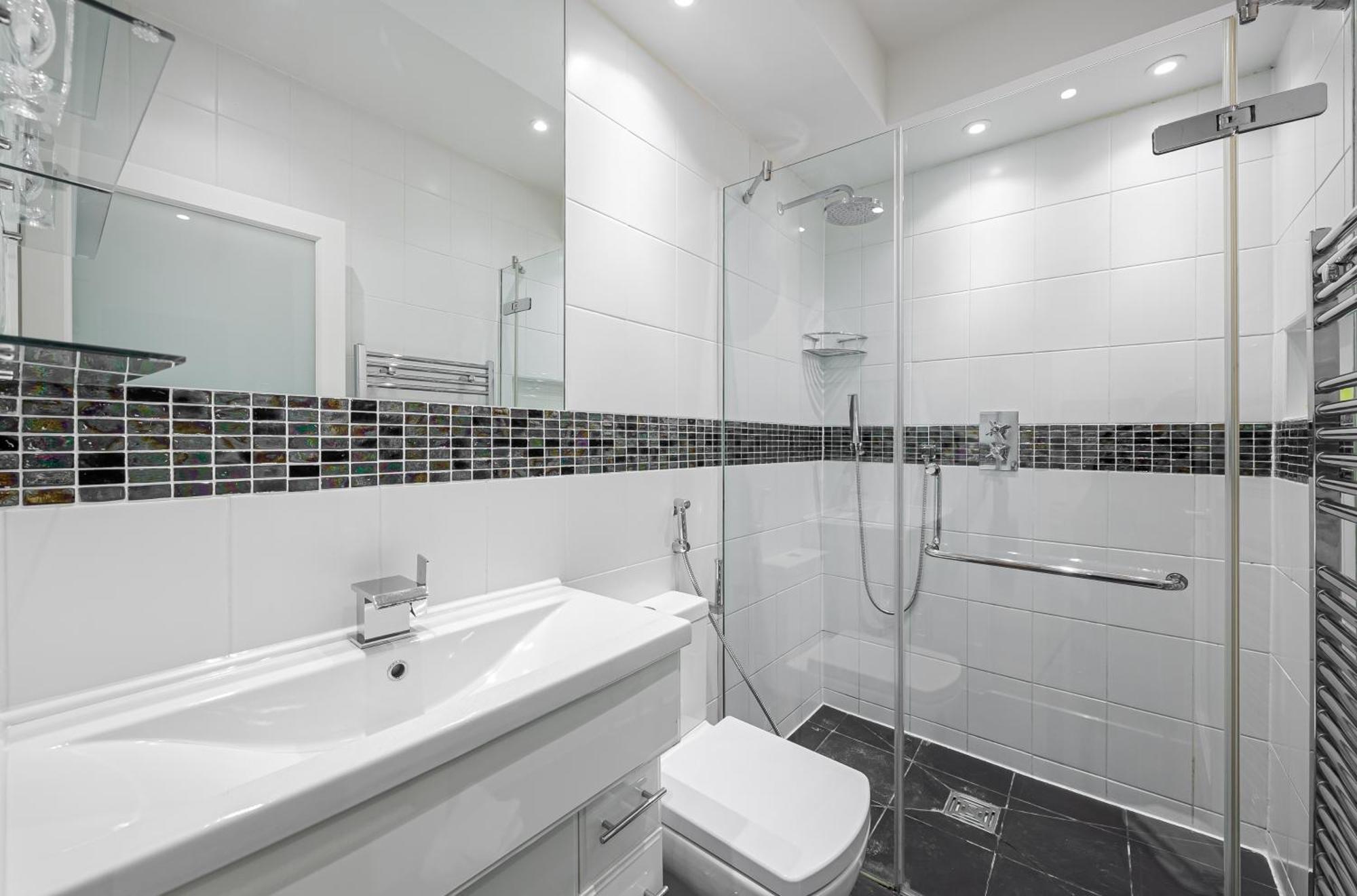 Amazing 2bedroom In The Heart Of Belgravia With Ac Leilighet London