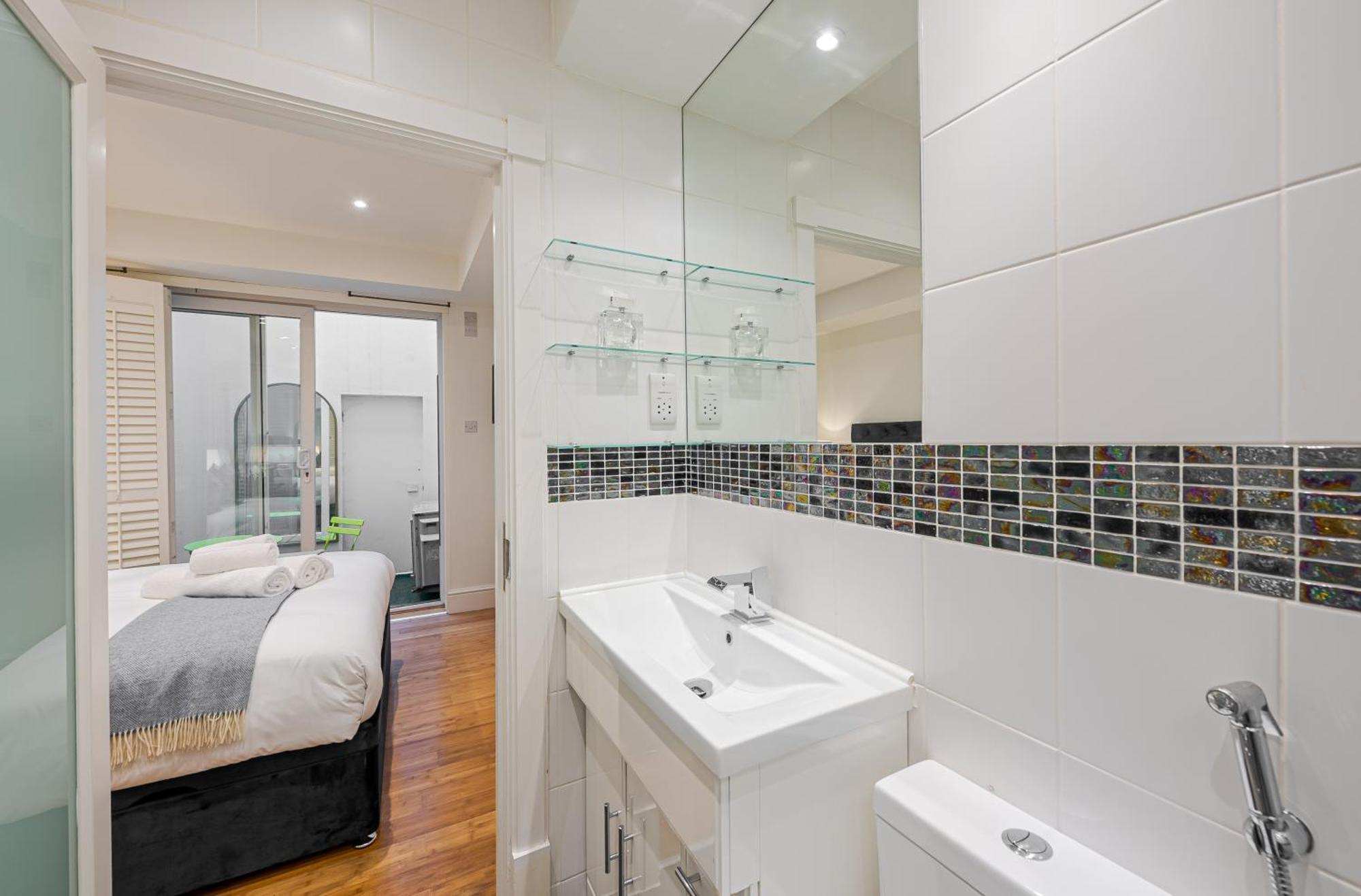 Leilighet Amazing 2bedroom In The Heart Of Belgravia With Ac London