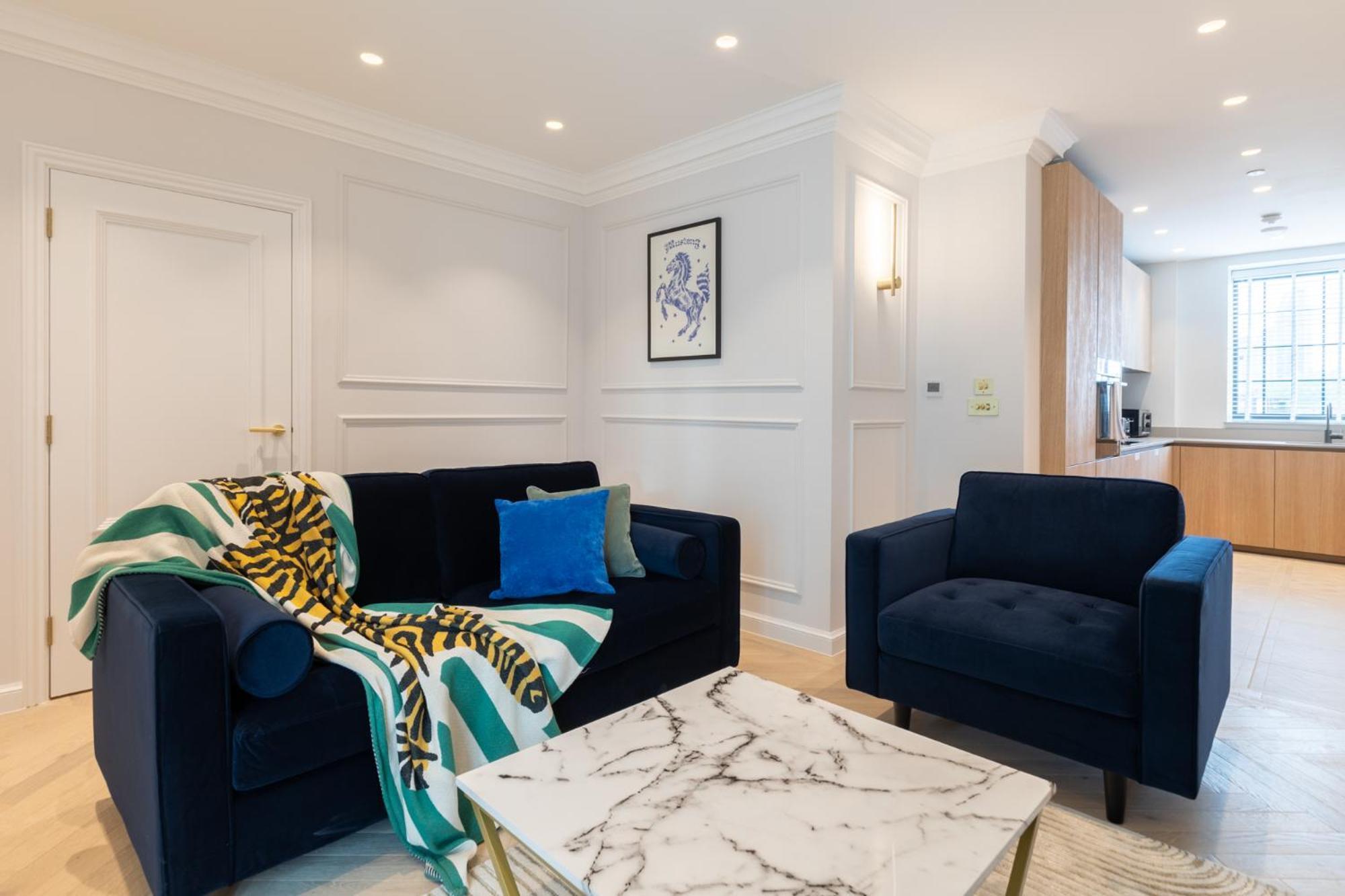 Kula Bridge Apartment *