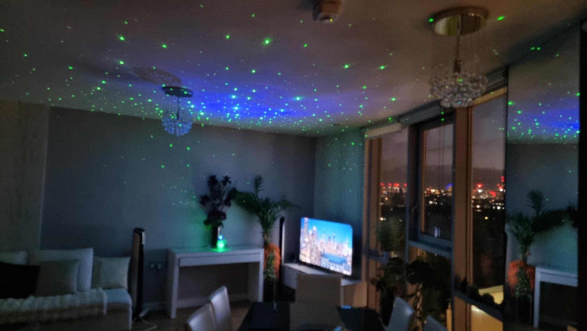Stunning 2 Bedroom 2 Bathroom Flat With Panoramic View Londen