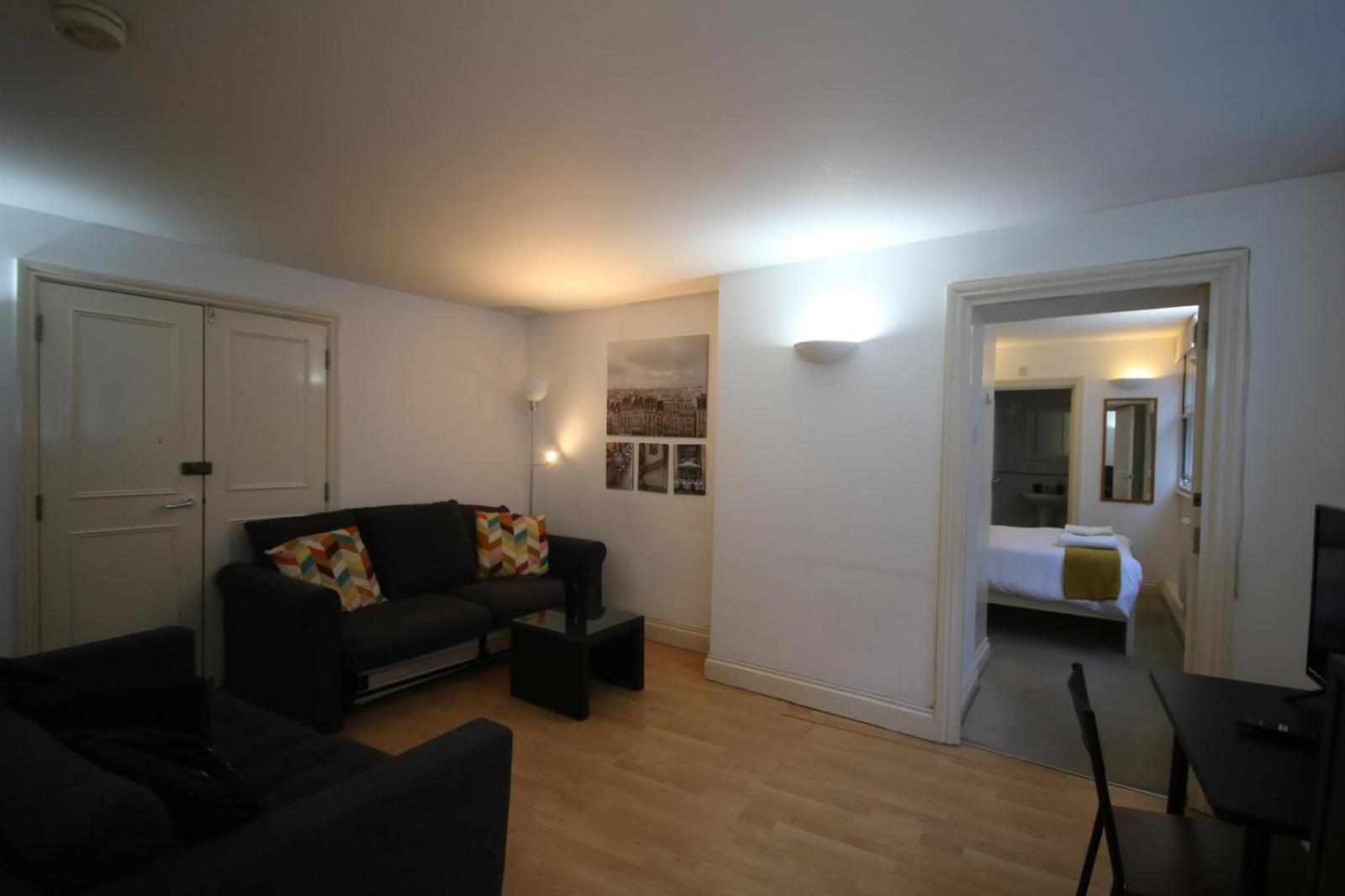 1-bed Flat In London